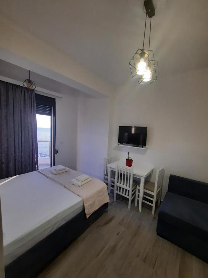 Nora'S Guesthouse Саранде Екстериор снимка
