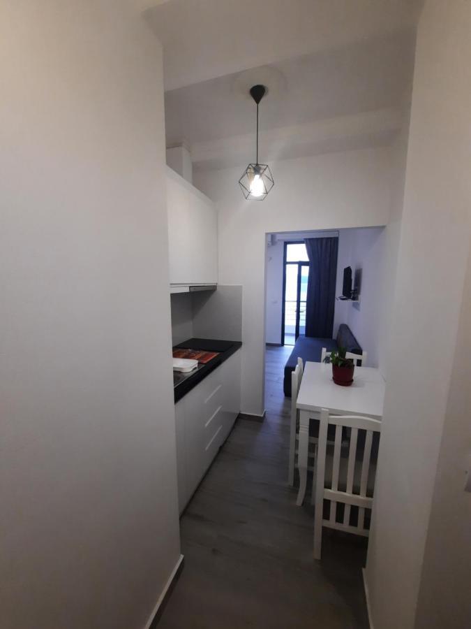 Nora'S Guesthouse Саранде Екстериор снимка