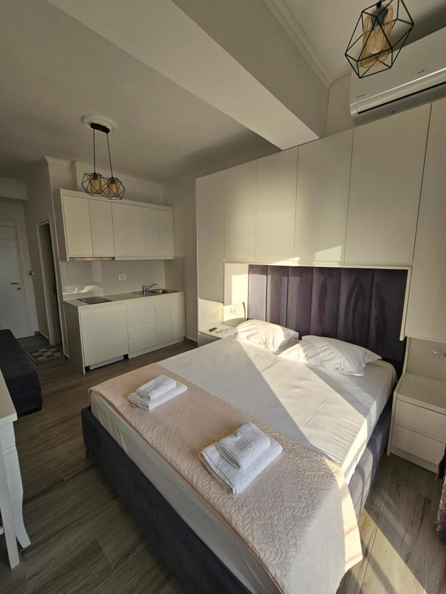 Nora'S Guesthouse Саранде Екстериор снимка